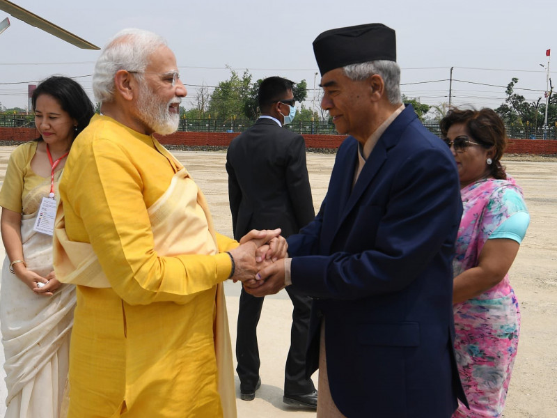 साइडलाइन वार्ताका निम्ति मोदी र देउवा पुगे लुम्बिनीको होटलमा